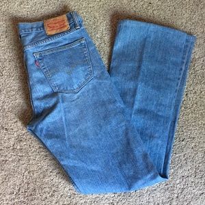 Levi’s blue jeans